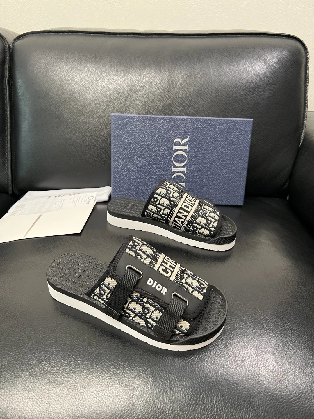 Dior Oblique Black S