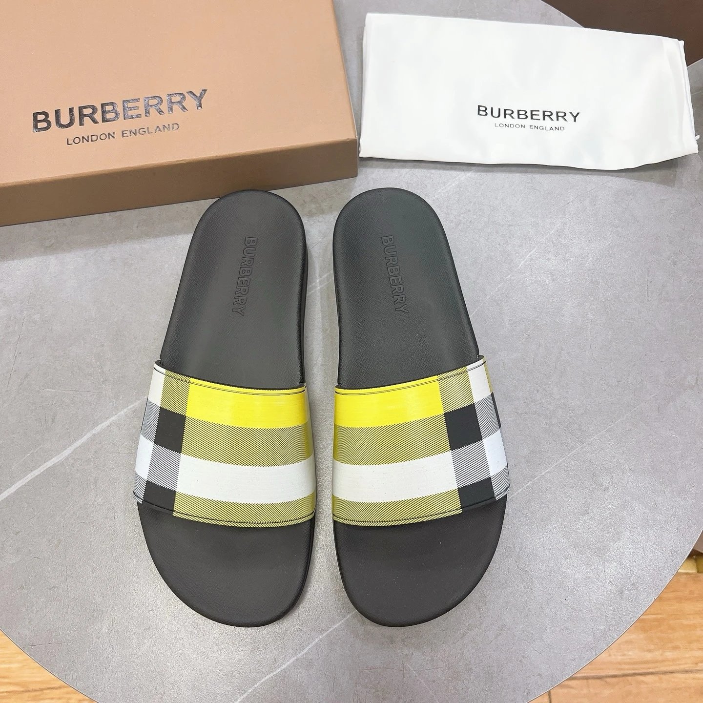 Burberry Black and Y