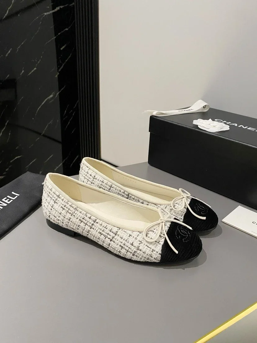 Chanel Tweed Black &