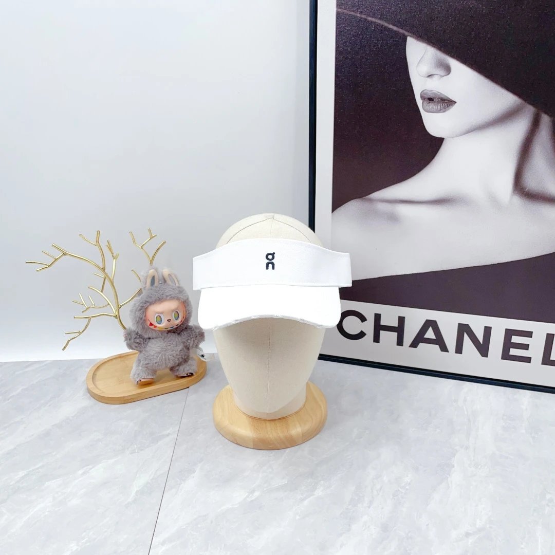 Onitsuka Tiger White Hat