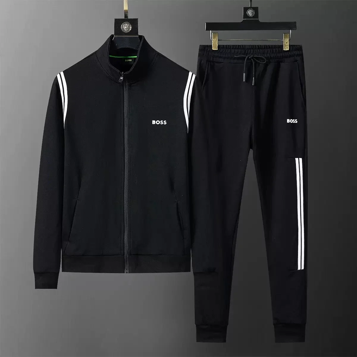 Long-sleeved suit - 9