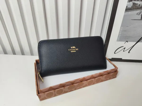 Coach Long Zip Wallet Black - 1