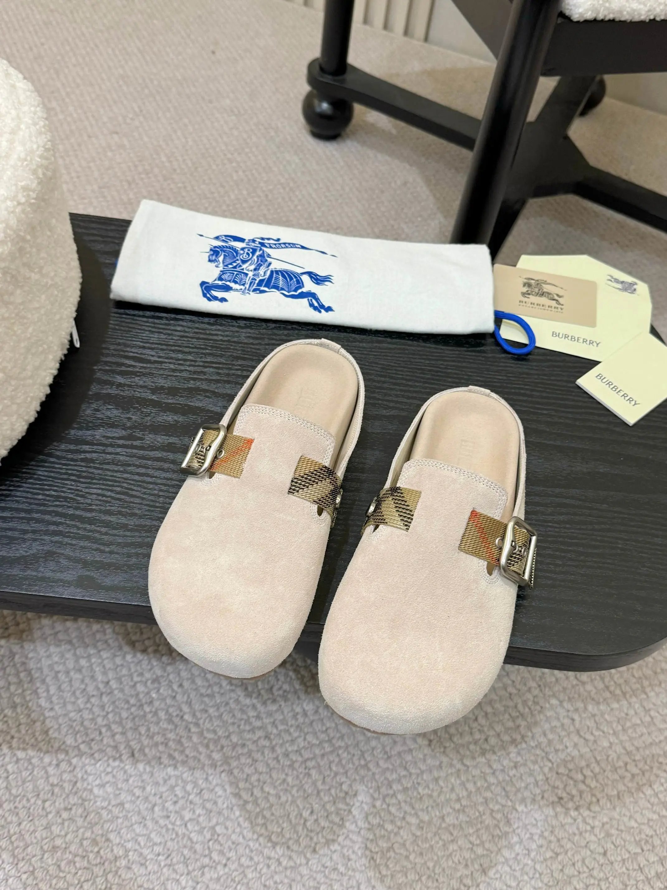 Burberry Beige Loafers