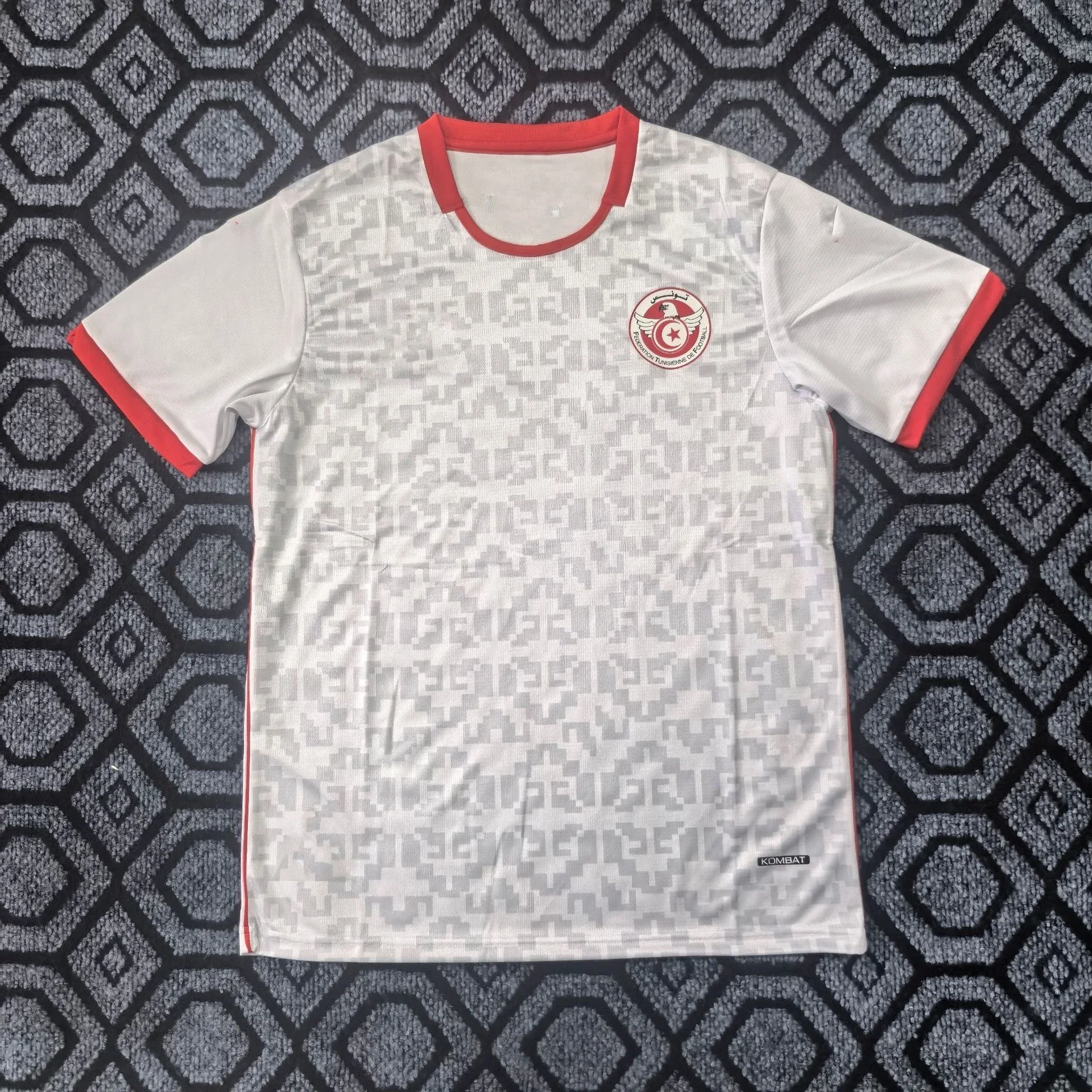 Kombat Tunisia White