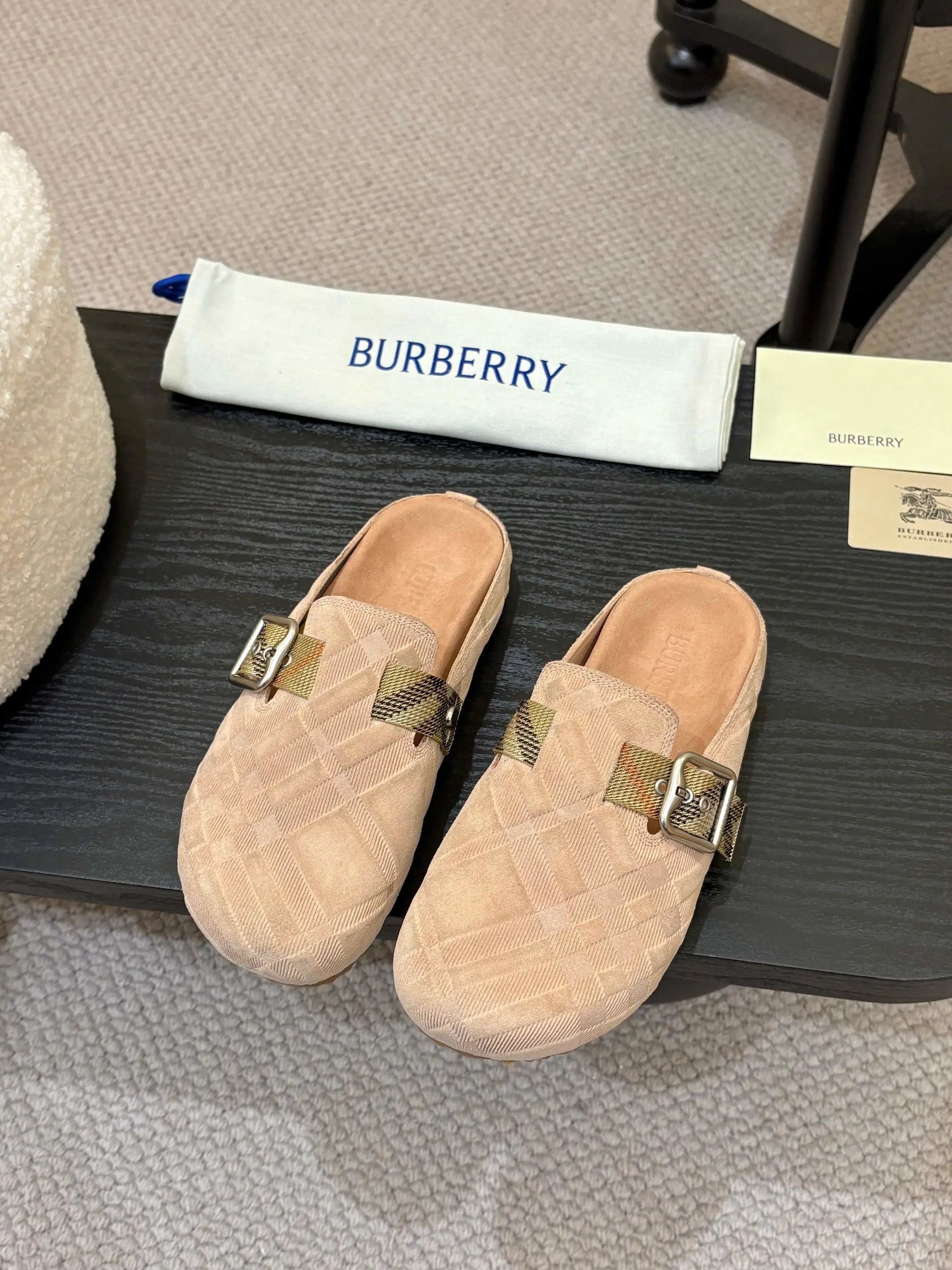 Burberry Beige Mules Shoes