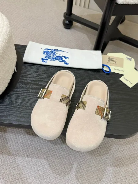 Burberry Buckle-Strap Leather Clog in Black with Vintage Check Slippers - 3