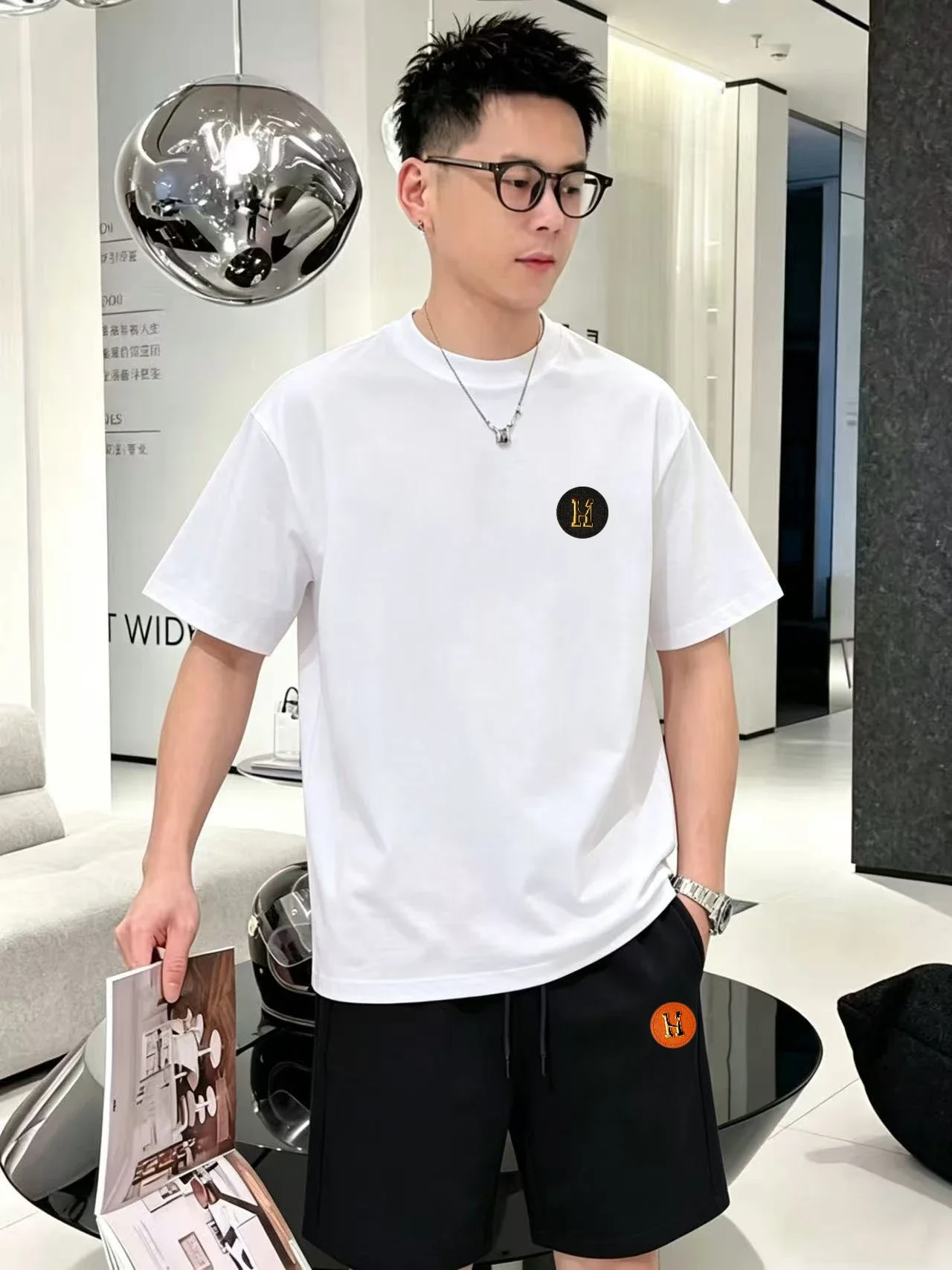 H T-Shirt White T-Shirt