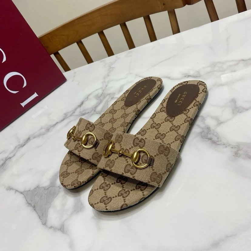 Gucci Horsebit Beige