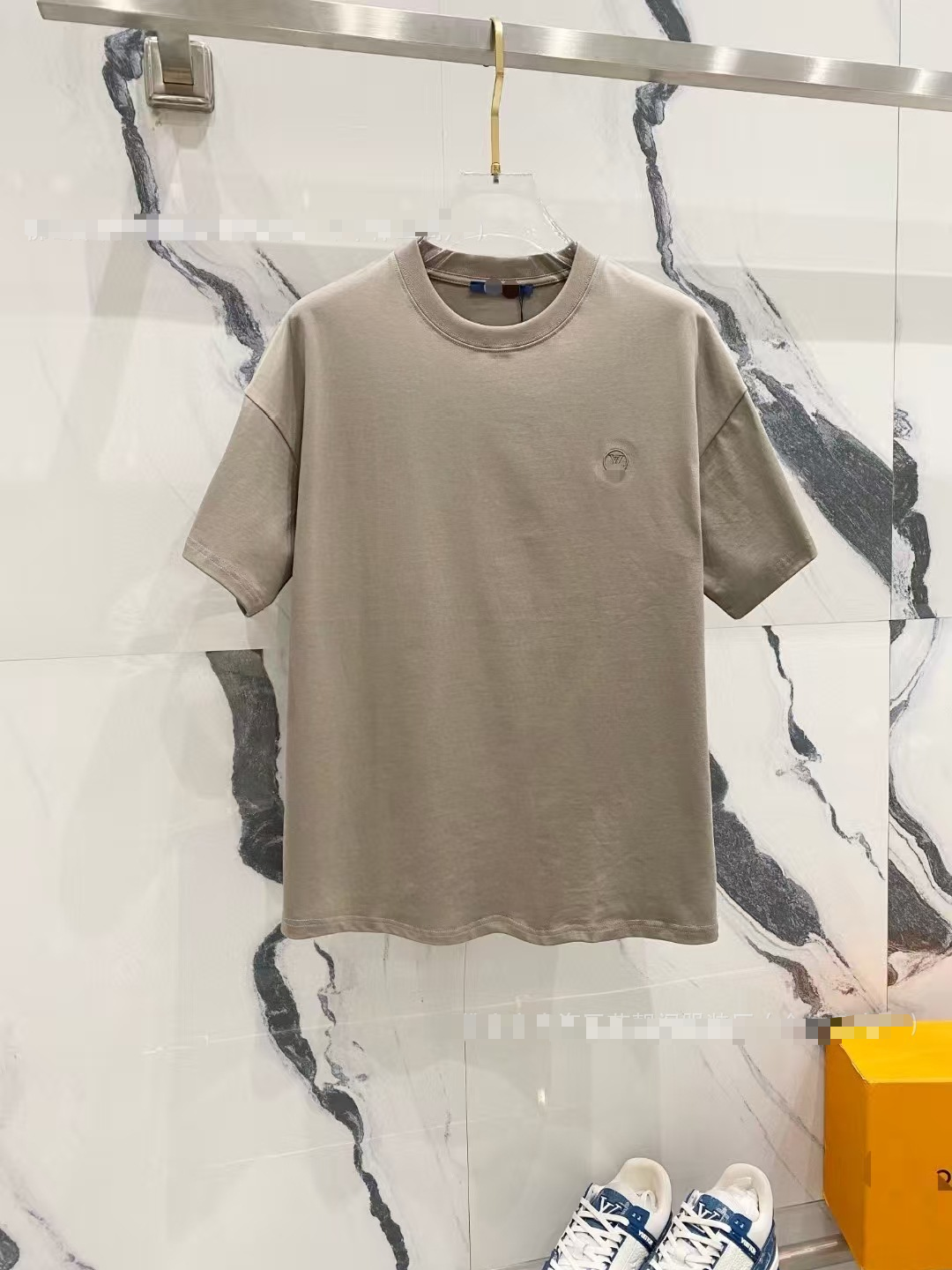 All-over printed letter short-sleeved T-shirt