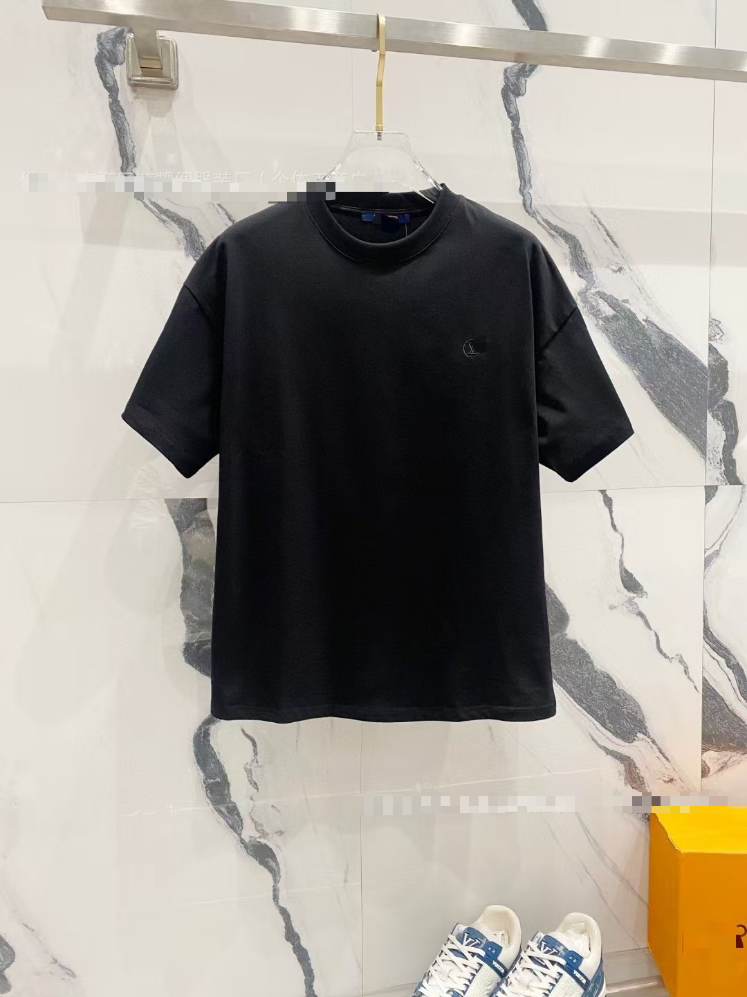 All-over printed letter short-sleeved T-shirt