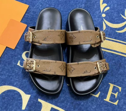 2024 New European,American,Singapore,Cambodia Metal Belt Buckle Velcro Flat Slippers