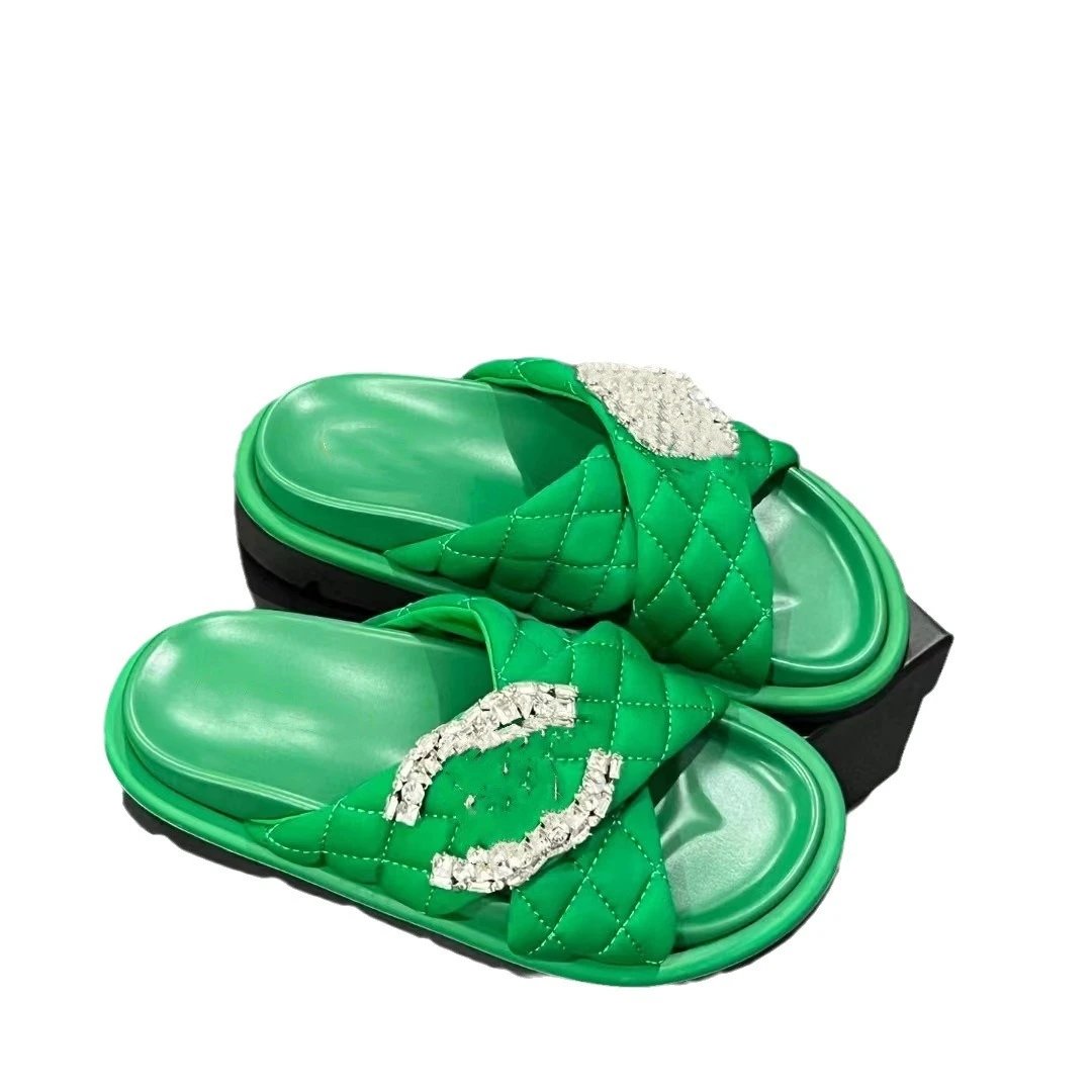 Foreign trade diamond buckle diamond slippers women's thick bottom head cross sandals