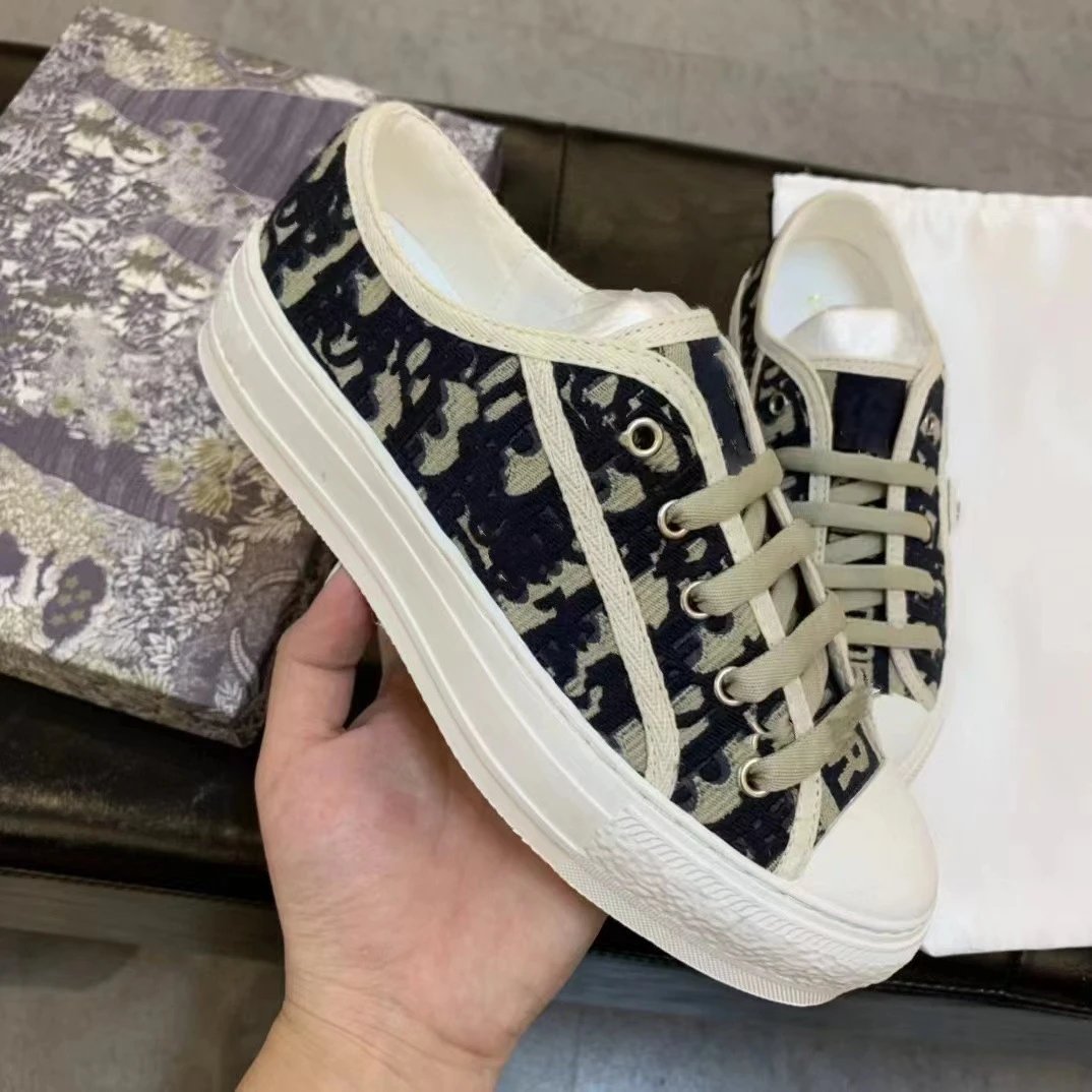 High-end foreign trade flat shoes embroidered letter canvas shoes white shoes fashion shoes