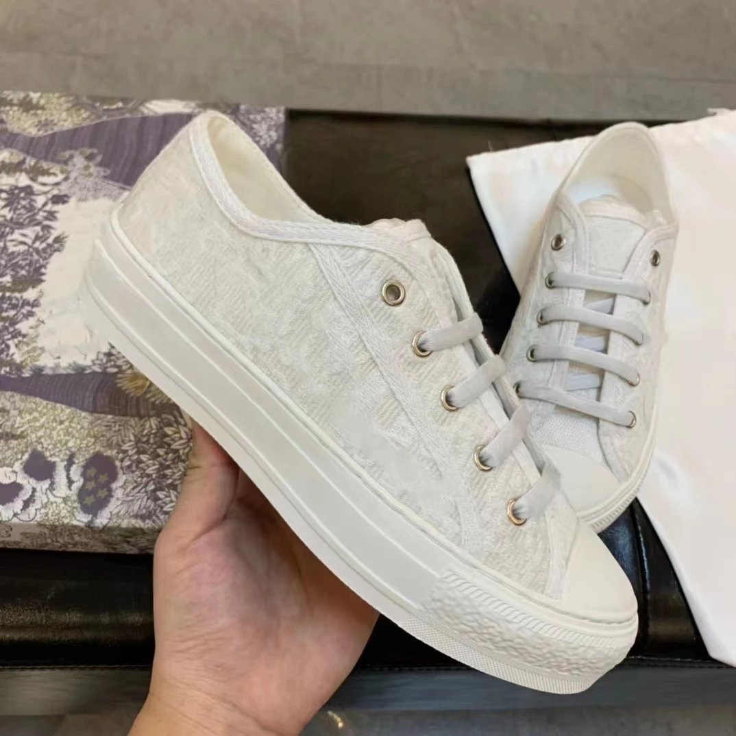 High-end foreign trade flat shoes embroidered letter canvas shoes white shoes fashion shoes