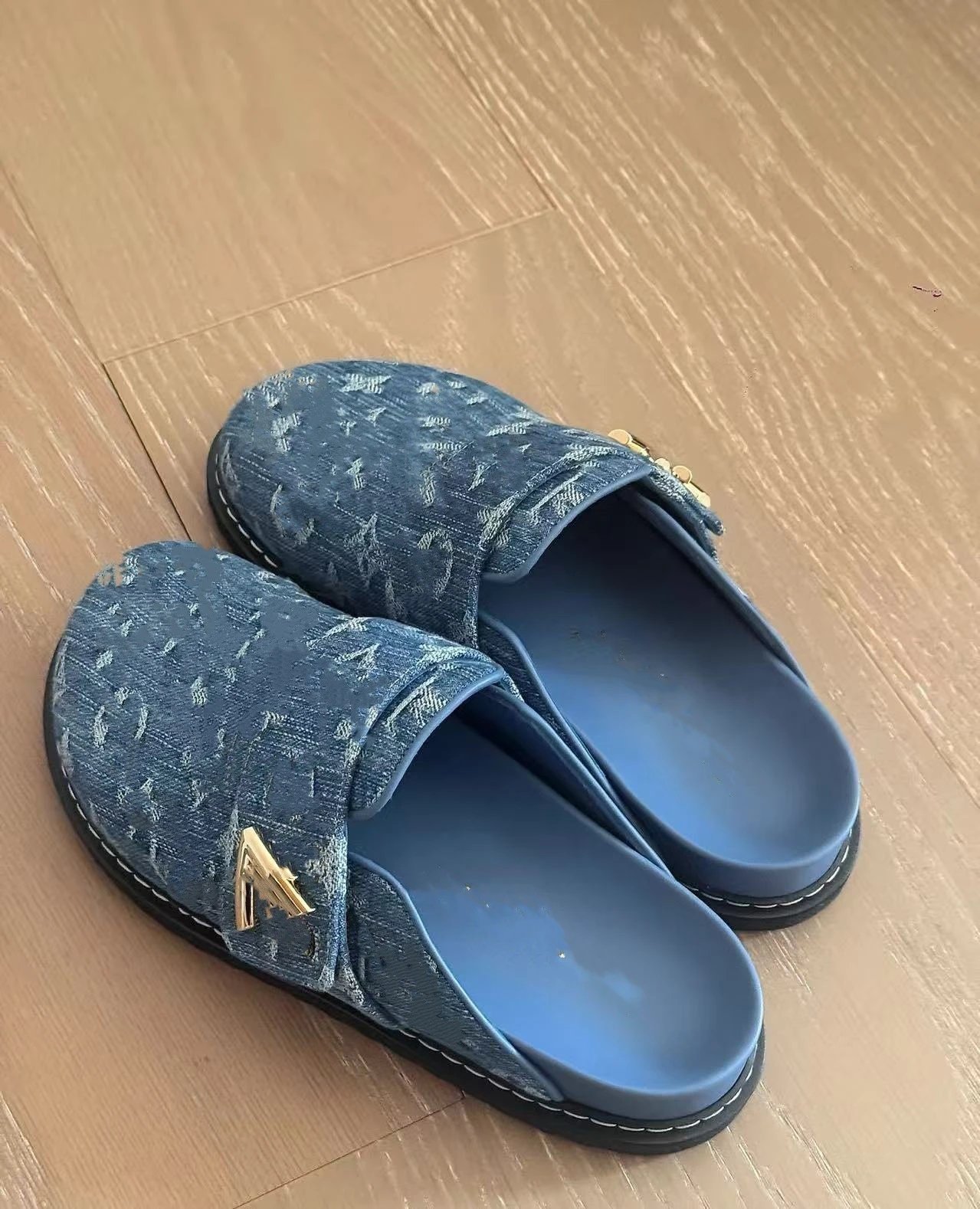 Slippers, sandals, men's and women's thick-soled outdoor half-slippers