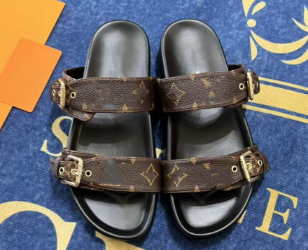 2024 New European,American,Singapore,Cambodia Metal Belt Buckle Velcro Flat Slippers