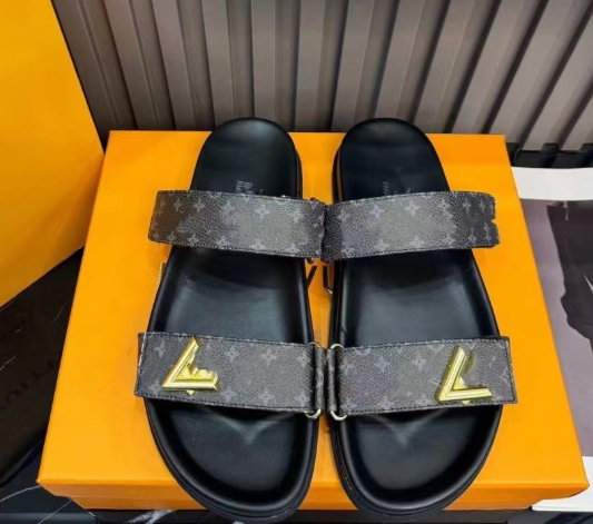 2024 New European,American,Singapore,Cambodia Metal Belt Buckle Velcro Flat Slippers