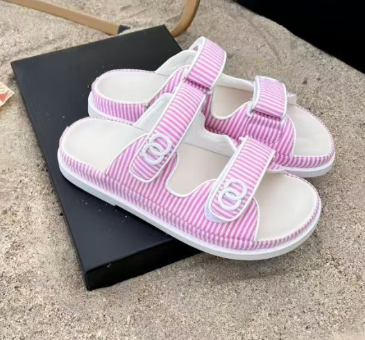Xiaoxiang style 2024 new diamond-shaped slippers,thick-soled flat-soled Velcro sandals for women