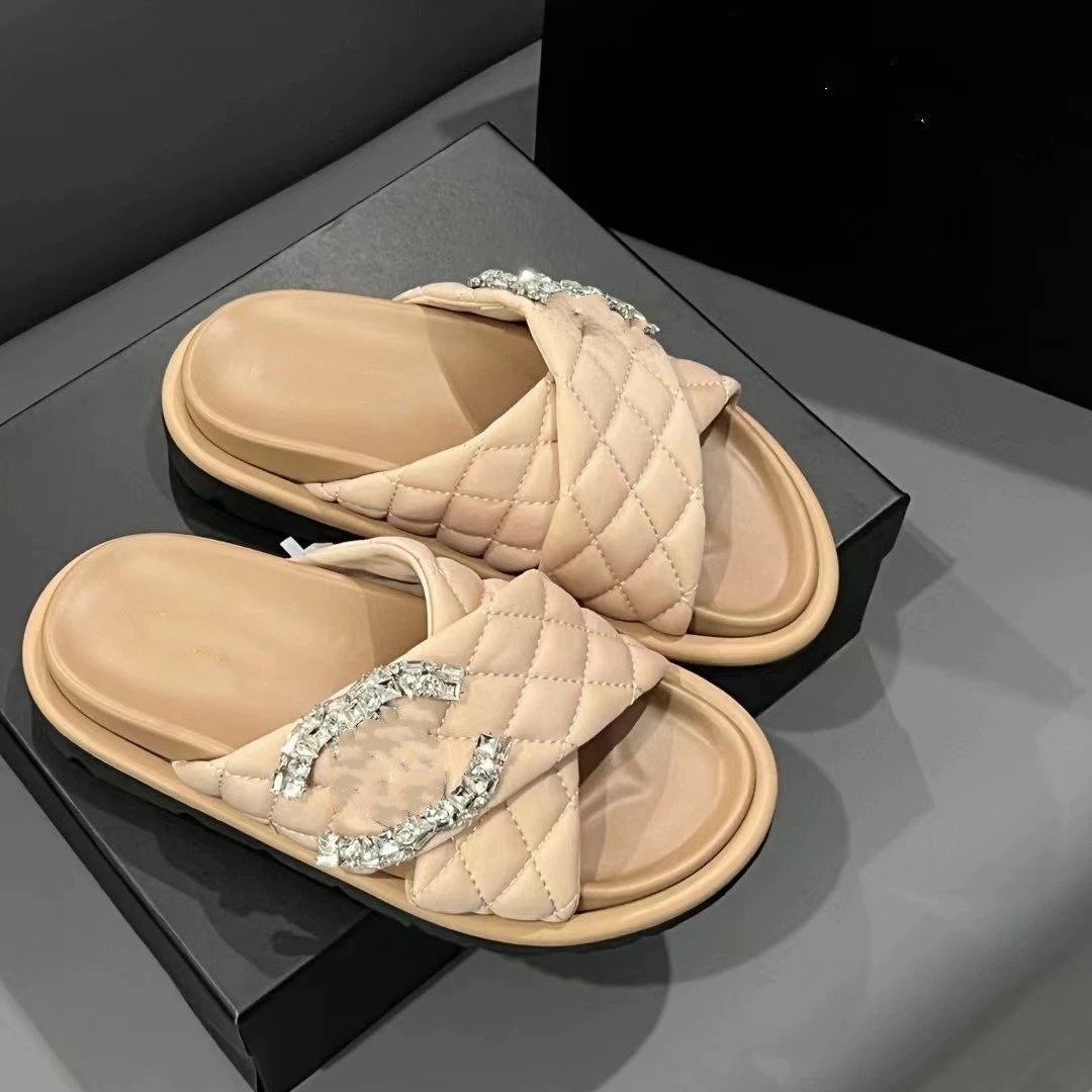 Foreign trade diamond buckle diamond slippers women's thick bottom head cross sandals