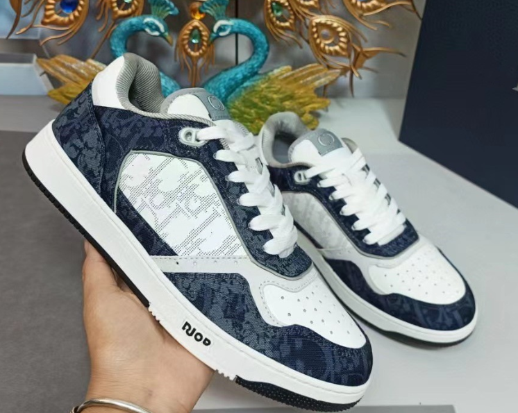 D-brand letter embroidered casual sneakers cowhide stitching fashionable sports flat sneakers