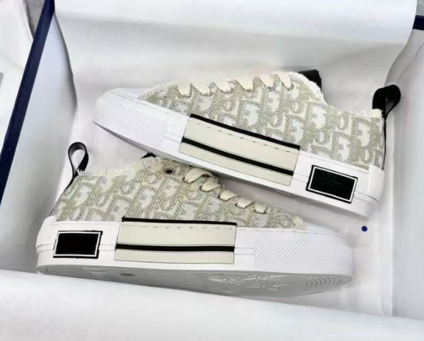 High-top D-brand embroidered canvas shoes with letters, versatile and casual thick soles