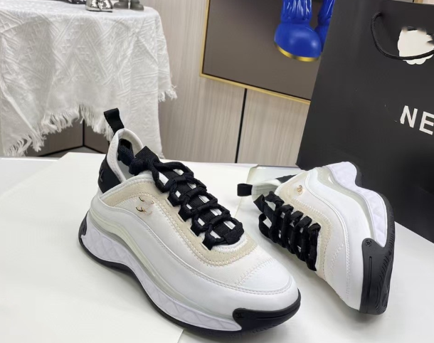 Small retro sports dad shoes simple thick bottom round toe lace-up sports shoes for women