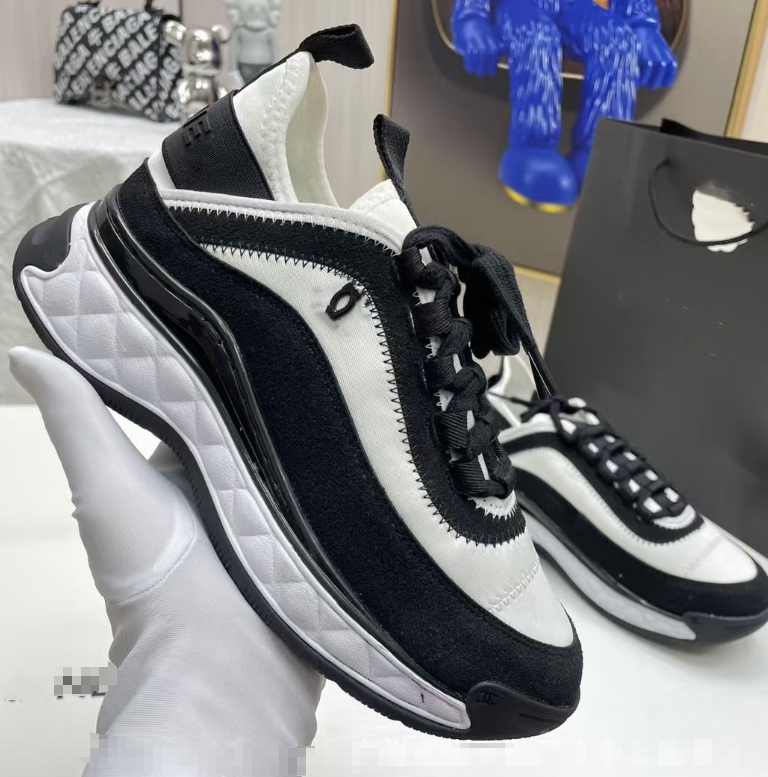 Small retro sports dad shoes simple thick bottom round toe lace-up sports shoes for women