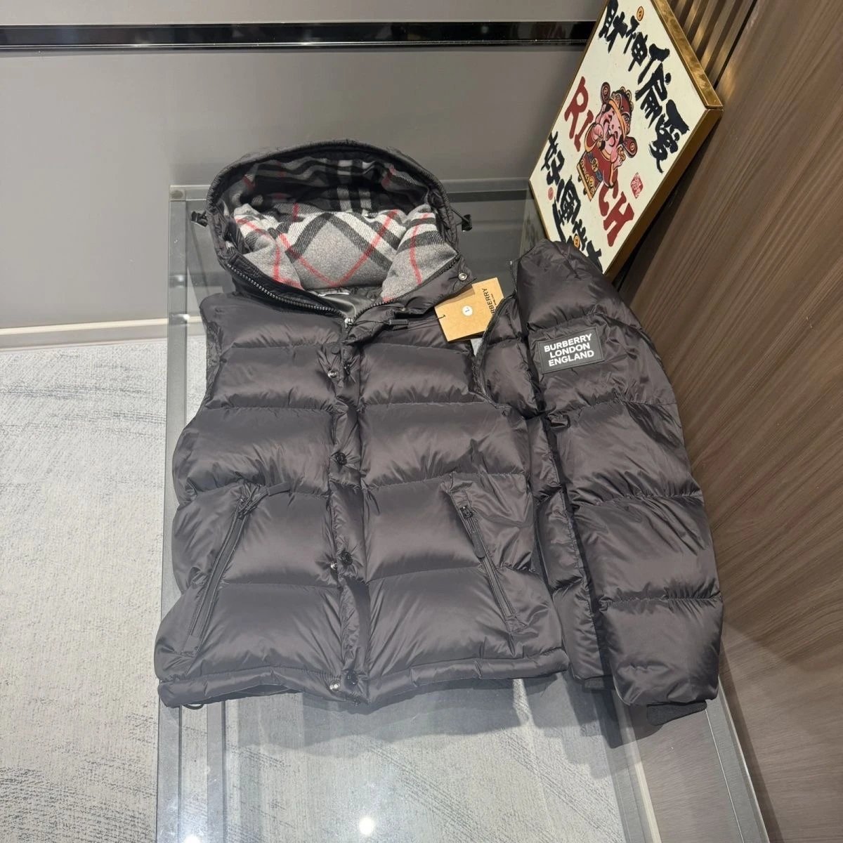 Burberry Detachable Sleeve Down Jacket