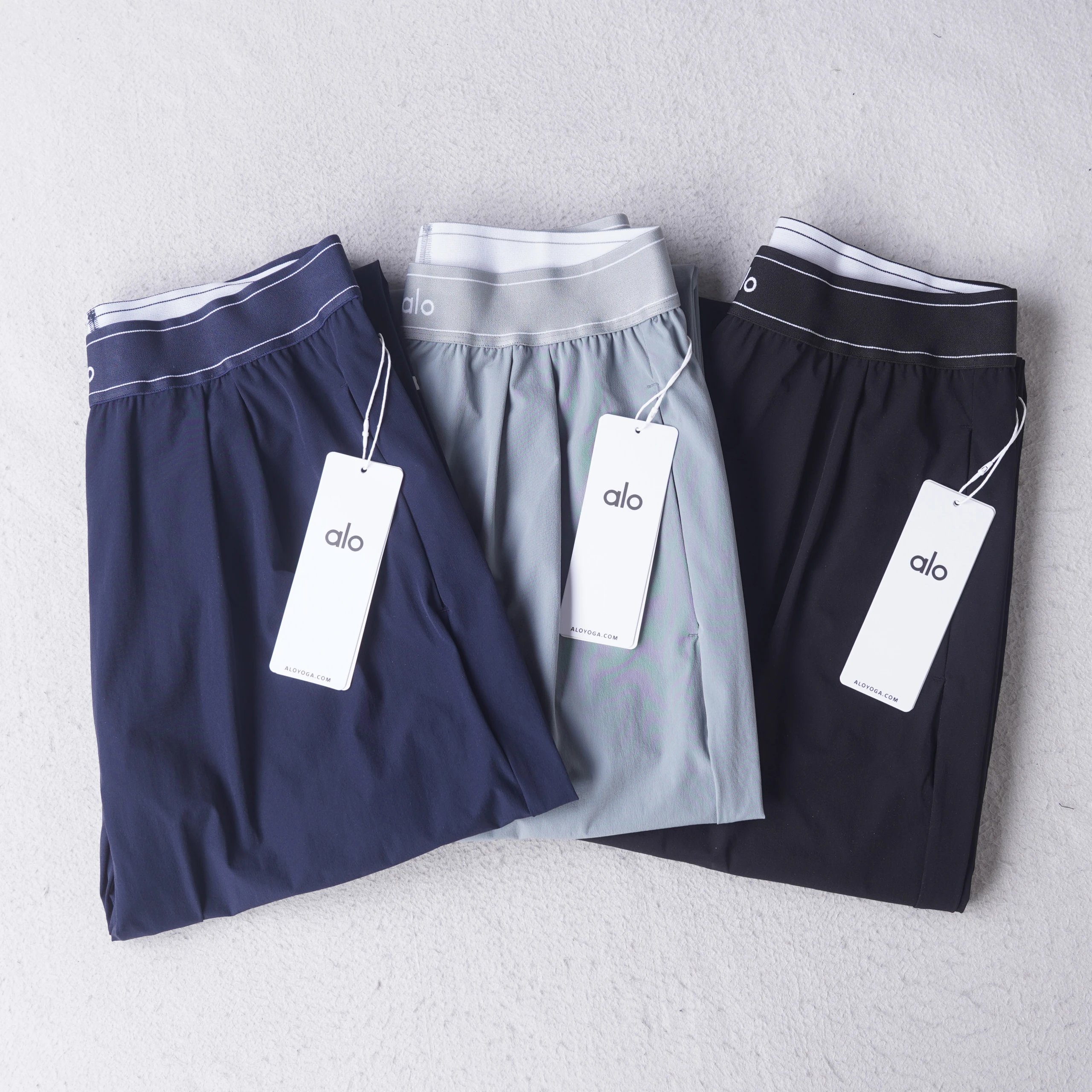 alo Women's Quick-Dry Sports Pants