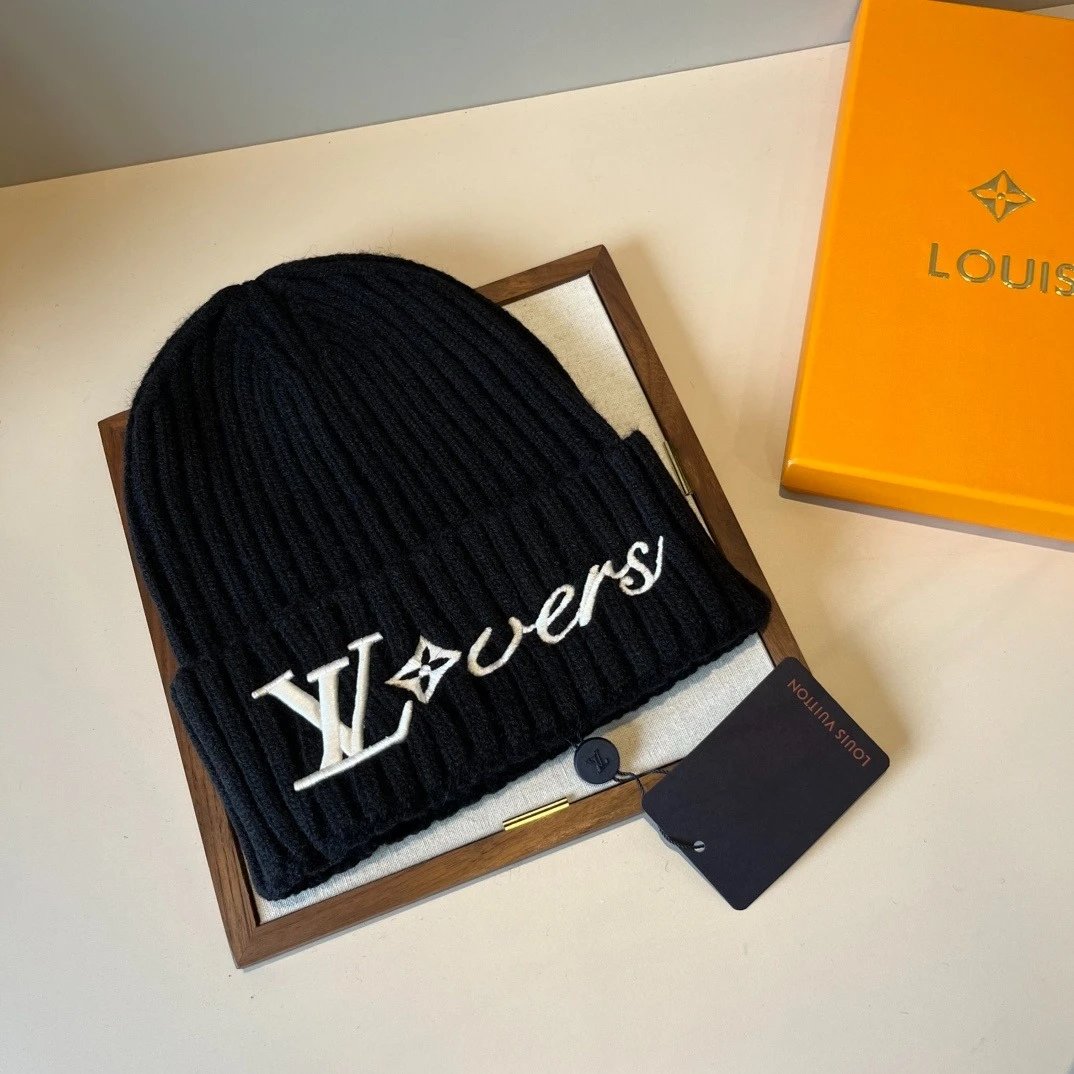 New woolen letter L embroidery fall and winter brimless beanie hat winter hat cold hat