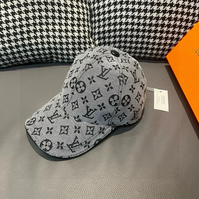 Louis Vuitton Hats Monogram Baseball Cap product detail image 3