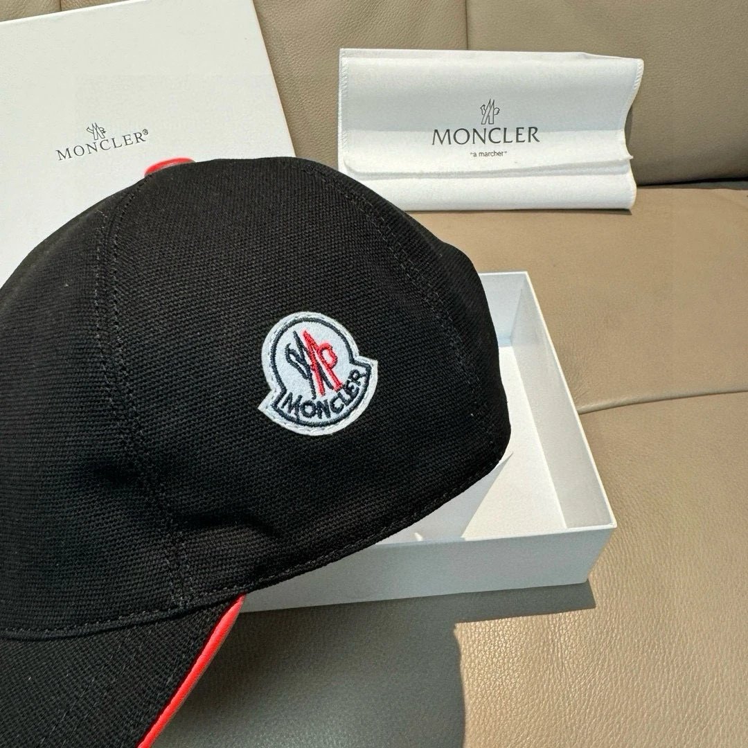 Moncler Hats Logo Patch Baseball Cap with Contrast Trim image 15