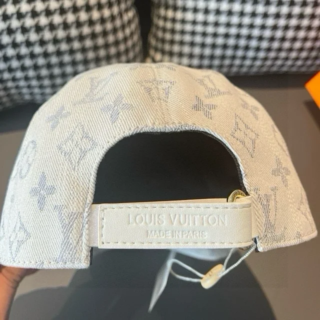 Louis Vuitton Hats Monogram Baseball Cap product detail image 29