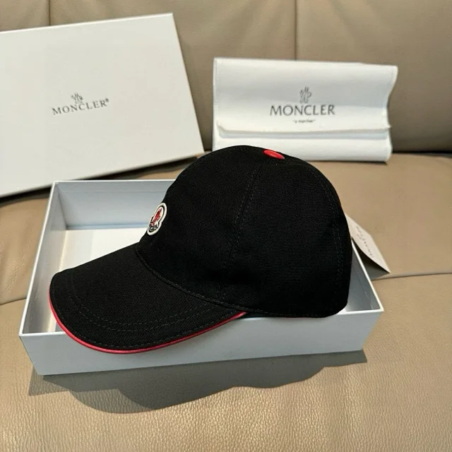 Moncler Hats Logo Patch Baseball Cap with Contrast Trim product detail image 2