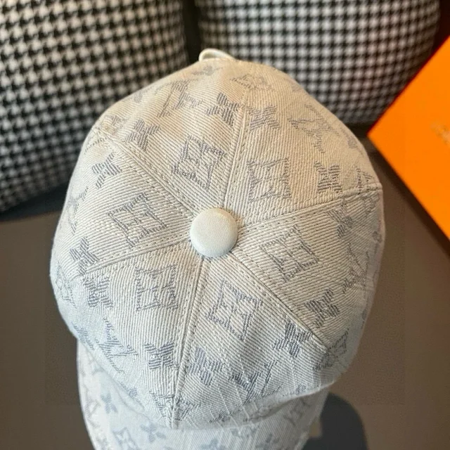 Louis Vuitton Hats Monogram Baseball Cap product detail image 28