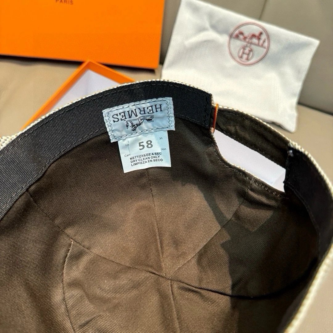 Hermes H Logo Cap - 18/28