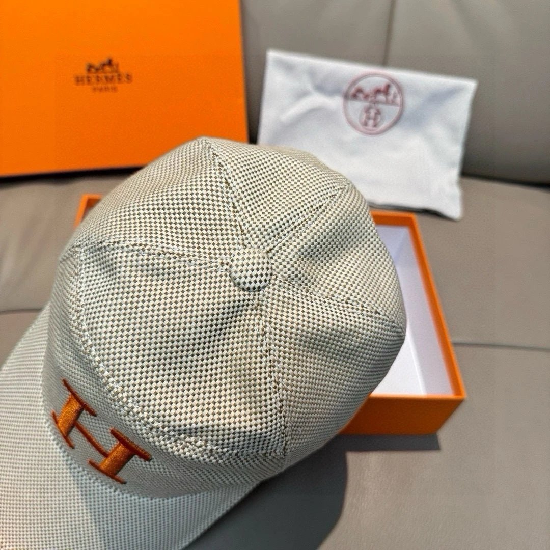 Hermes H Logo Cap - 10/28