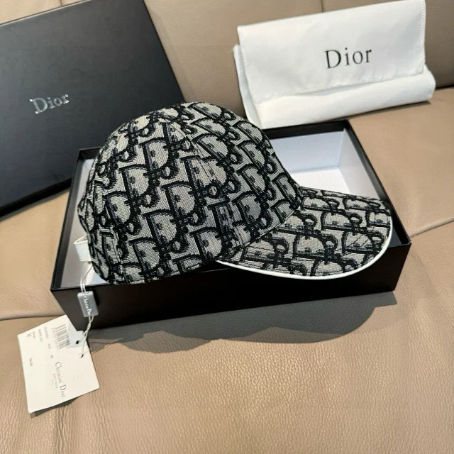 Dior Hats Oblique Logo-Print Baseball Cap product detail image 19