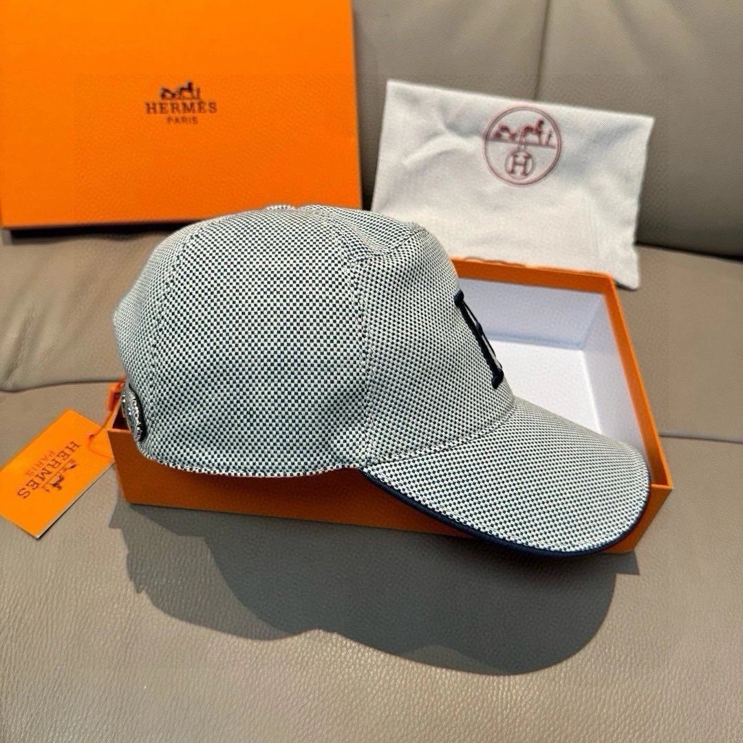 Hermes H Logo Cap - 3/28
