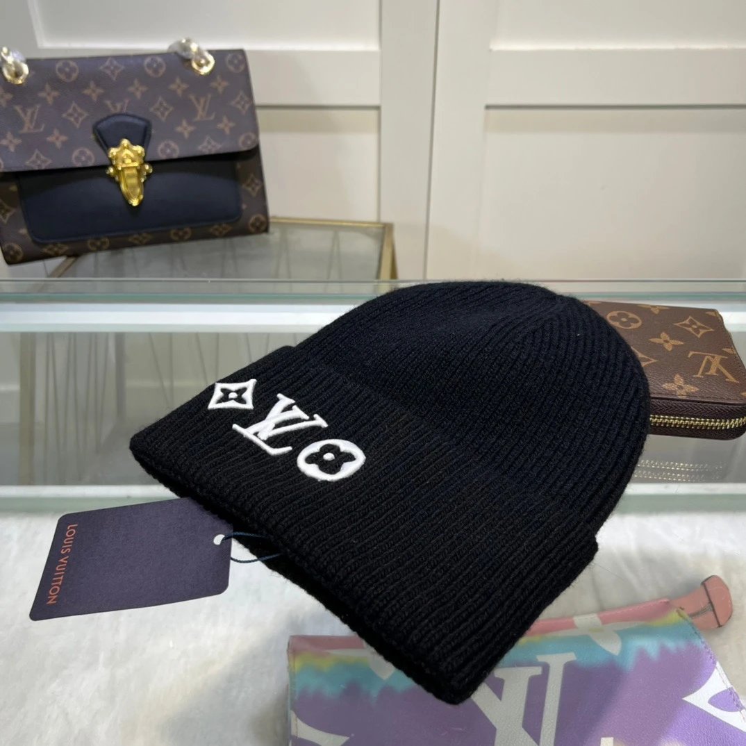 Louis Vuitton Hats Rib-knit beanie with embroidered LV Monogram image 4
