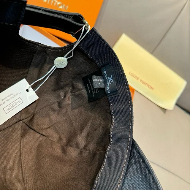 Louis Vuitton Hats Damier Check Baseball Cap product detail image 12