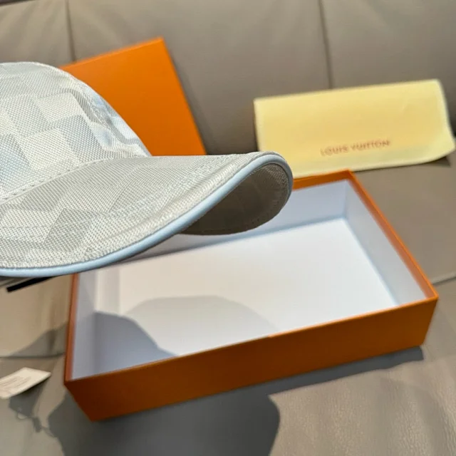 Louis Vuitton Hats Damier Check Baseball Cap product detail image 18