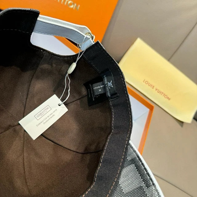 Louis Vuitton Hats Damier Check Baseball Cap product detail image 29