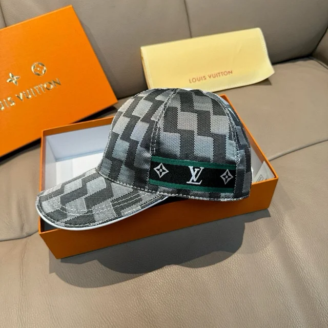 Louis Vuitton Hats Damier Check Baseball Cap product detail image 22
