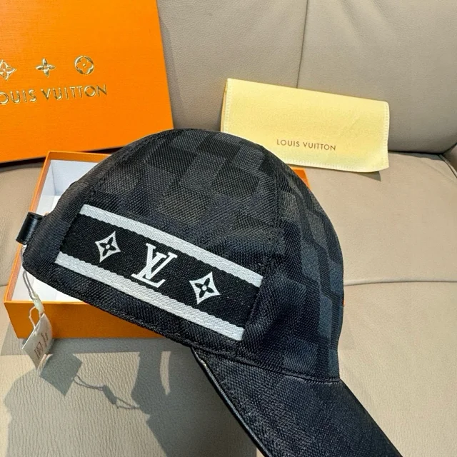 Louis Vuitton Hats Damier Check Baseball Cap product detail image 8