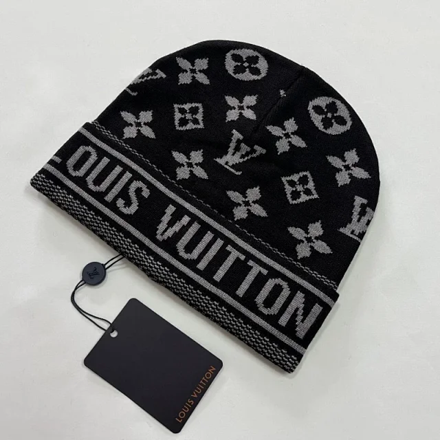 Louis Vuitton Hats Monogram Knit Beanie product detail image 8