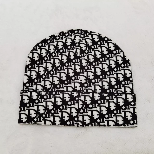 Dior Hats Oblique Logo Knit Beanie product detail image 10