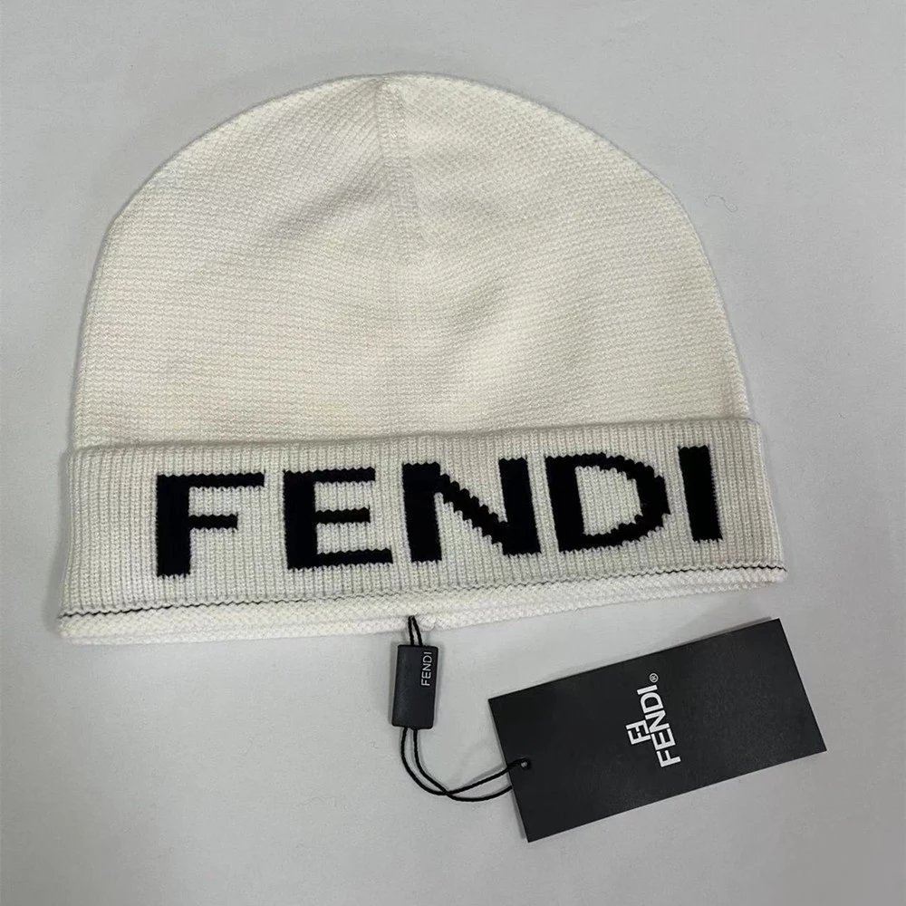 Fendi Logo Knit Beanie Black - 5