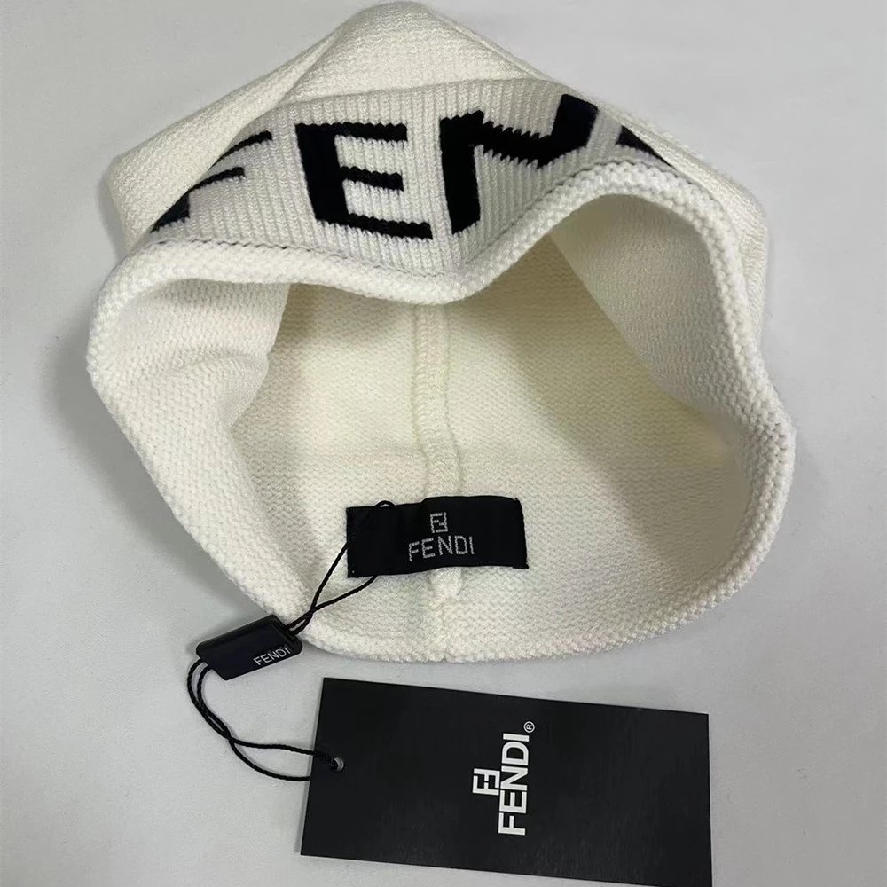Fendi Logo Knit Beanie Black - 6
