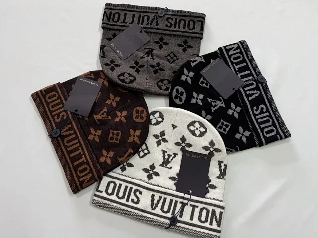 Louis Vuitton Hats Monogram Knit Beanie product detail image 6
